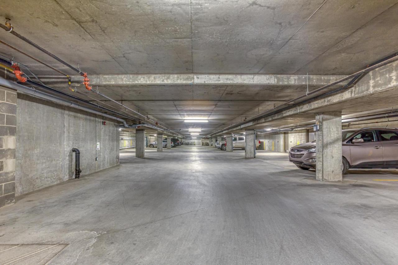 Villa The Lookout - Top Floor Corner Unit With Stunning Views à Canmore Extérieur photo